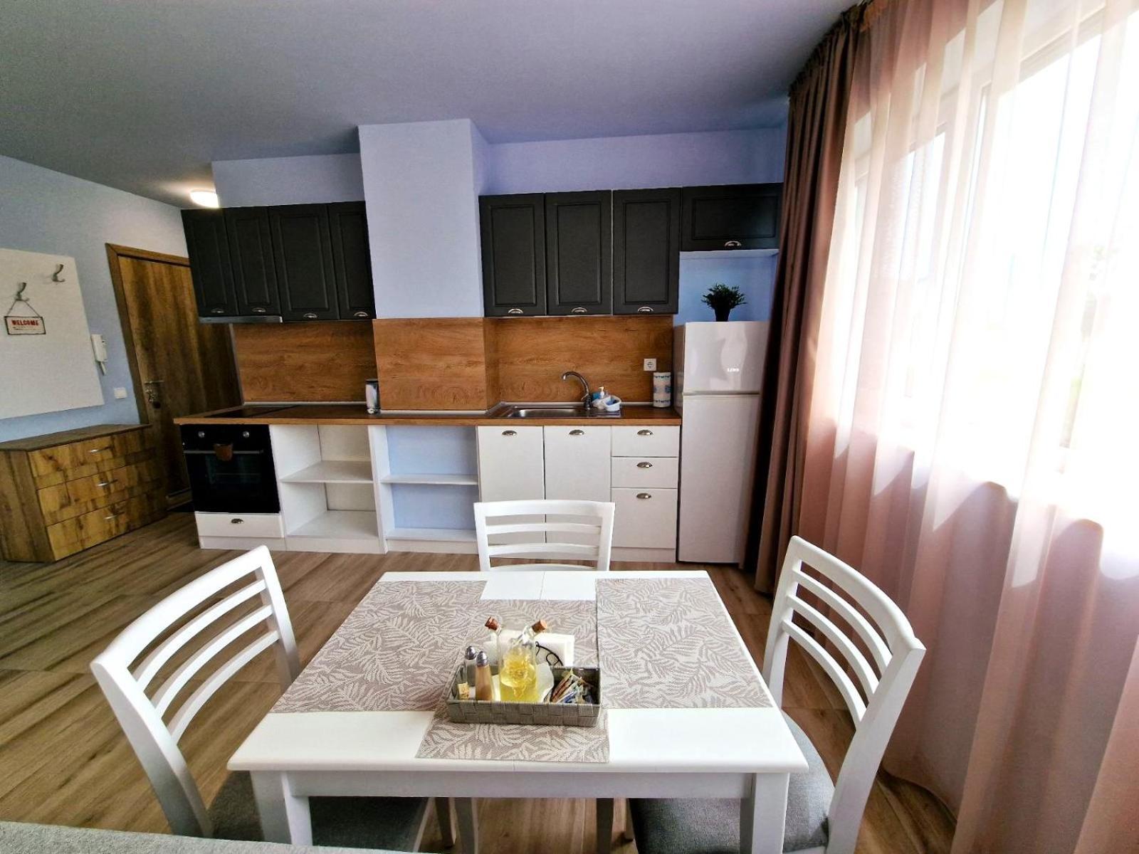 Академика Рент Студио 34 Varna Exterior foto